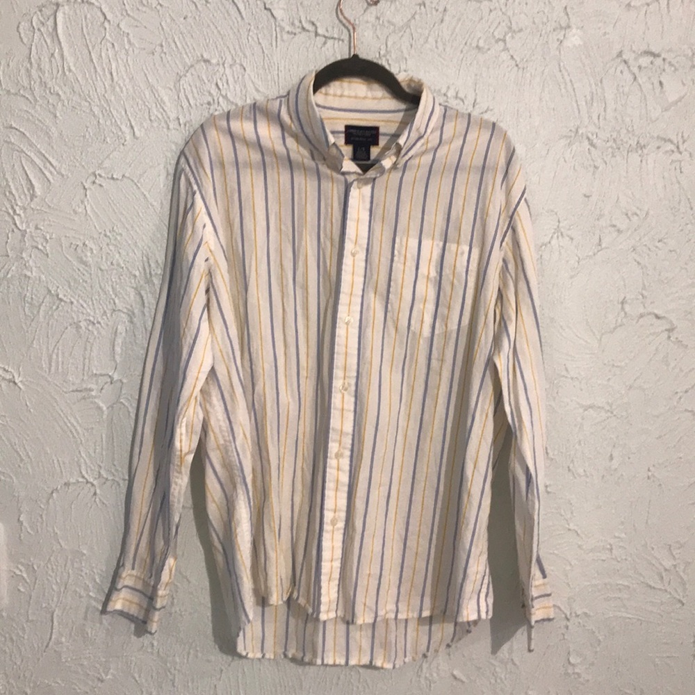 American Eagle outfitters button down shirt